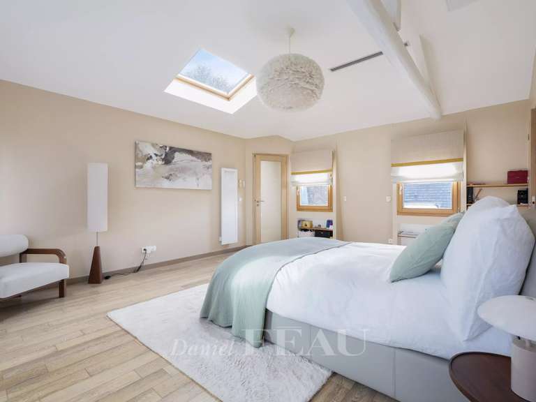 Maison Rueil-Malmaison - 4 chambres - 205m²