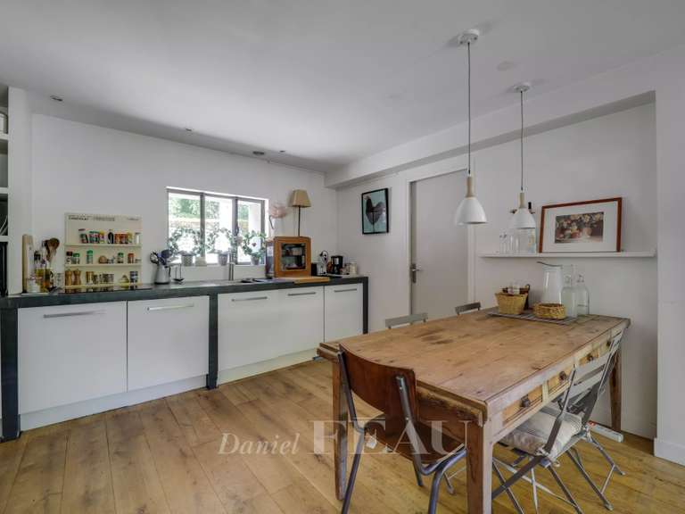 Maison Orgeval - 4 chambres - 452m²
