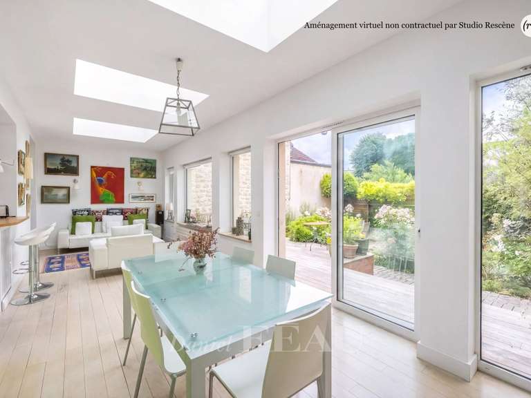 Maison Saint-Germain-en-Laye - 5 chambres - 216m²