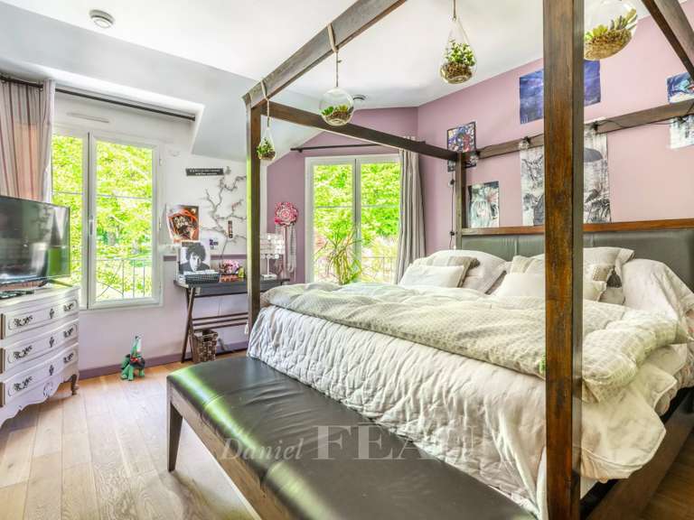 Maison Orgeval - 6 chambres - 363m²