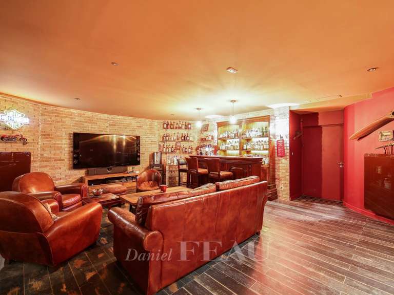 Maison Orgeval - 6 chambres - 363m²
