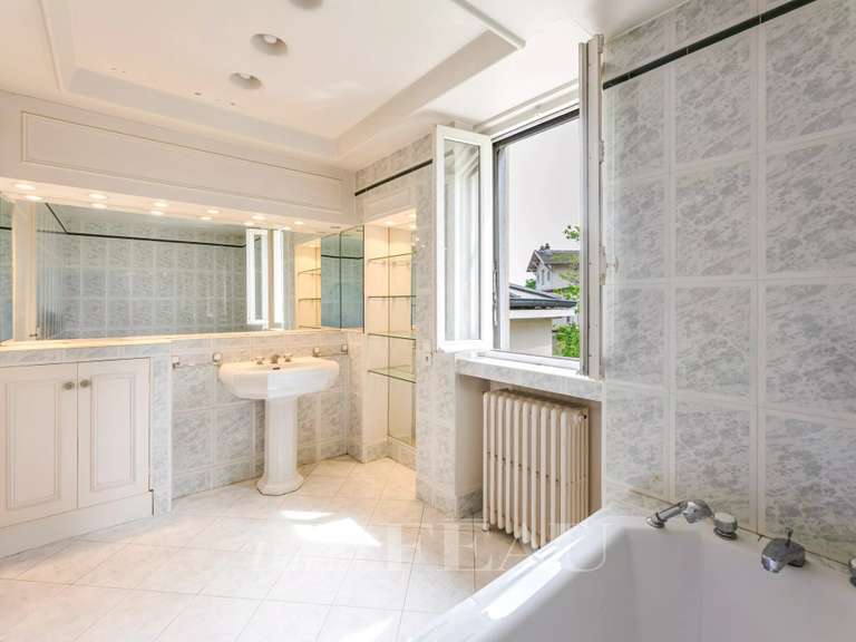 Maison Le Vésinet - 6 chambres - 342m²