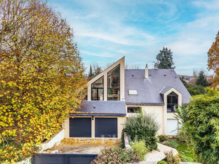 Maison Bougival - 5 chambres - 230m²