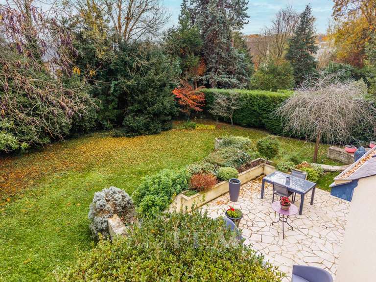 Maison Bougival - 5 chambres - 230m²