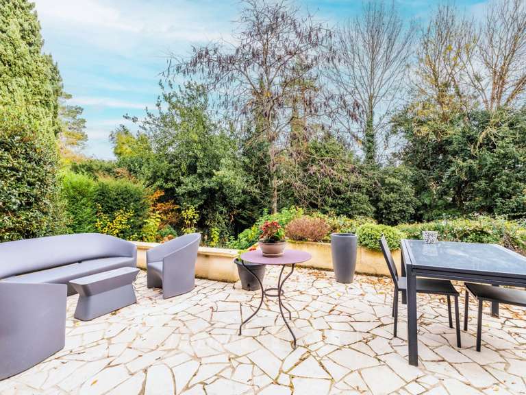 House Bougival - 5 bedrooms - 230m²