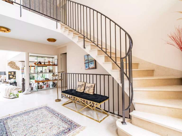 Maison Bougival - 5 chambres - 230m²