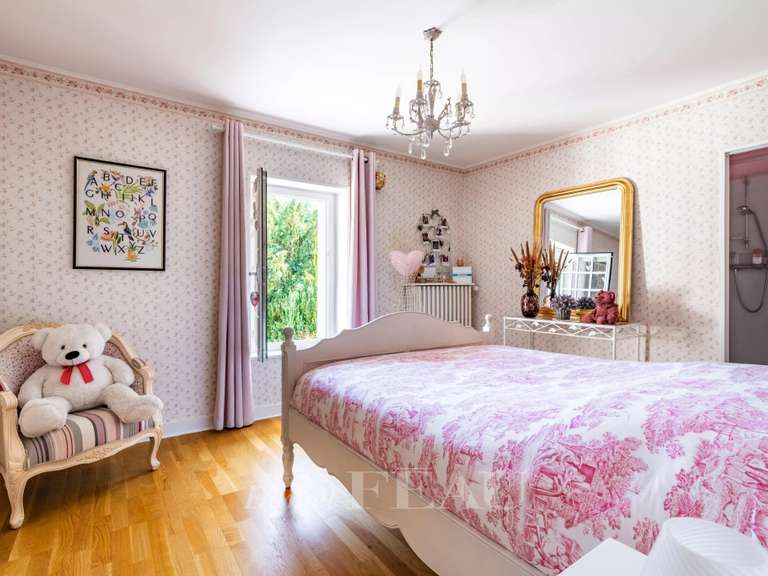 Maison Villennes-sur-Seine - 256m²