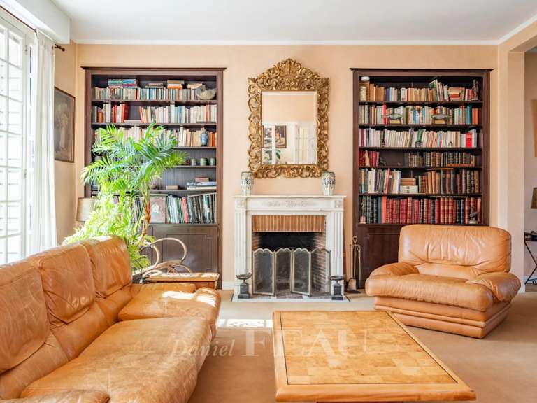House La Celle-Saint-Cloud - 7 bedrooms - 360m²