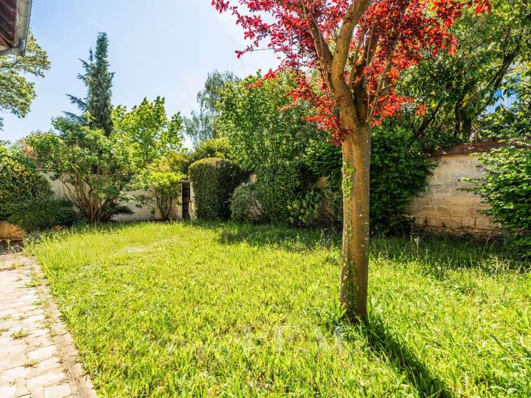 Maison Saint-Germain-en-Laye - 5 chambres - 210m²