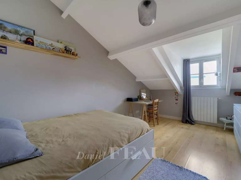 Maison Saint-Germain-en-Laye - 4 chambres - 107m²