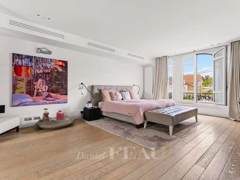 Maison Saint-Maur-des-Fossés - 7 chambres - 454m²