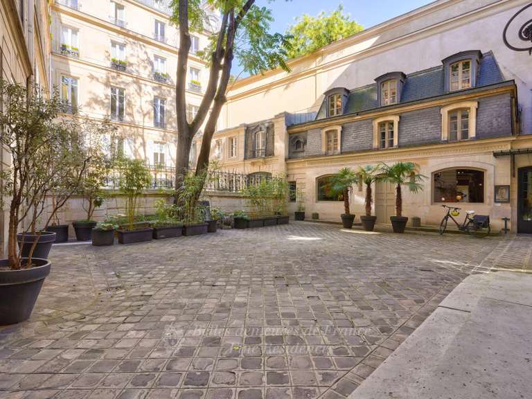 Maison Paris 8e - 179m²