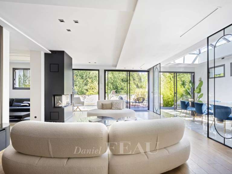 Maison Saint-Maur-des-Fossés - 6 chambres - 400m²