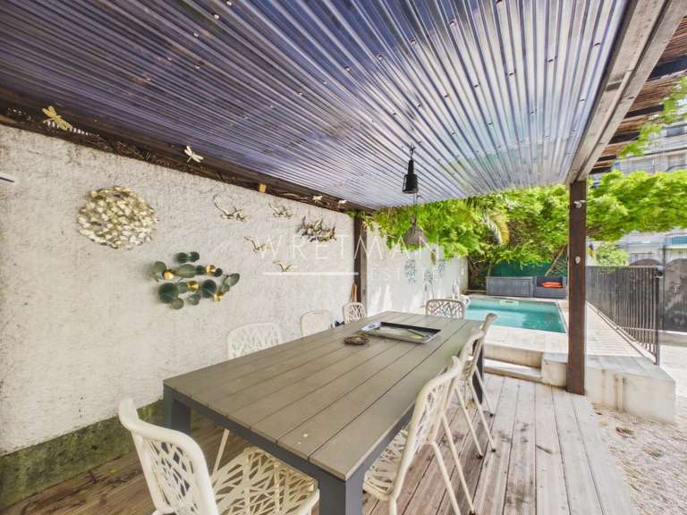 House Cannes - 9 bedrooms - 243m²