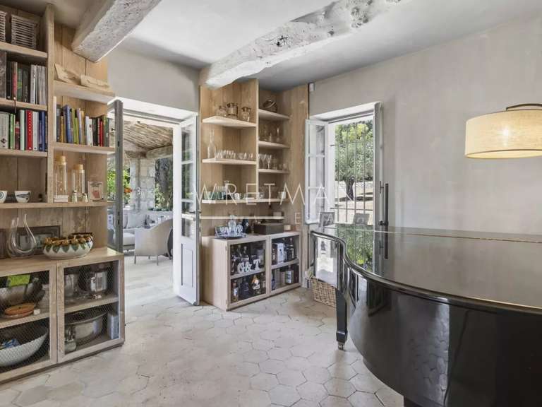 House Roquefort-les-Pins - 6 bedrooms - 335m²