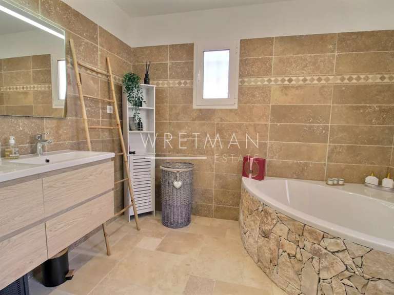 Maison Callian - 4 chambres - 210m²