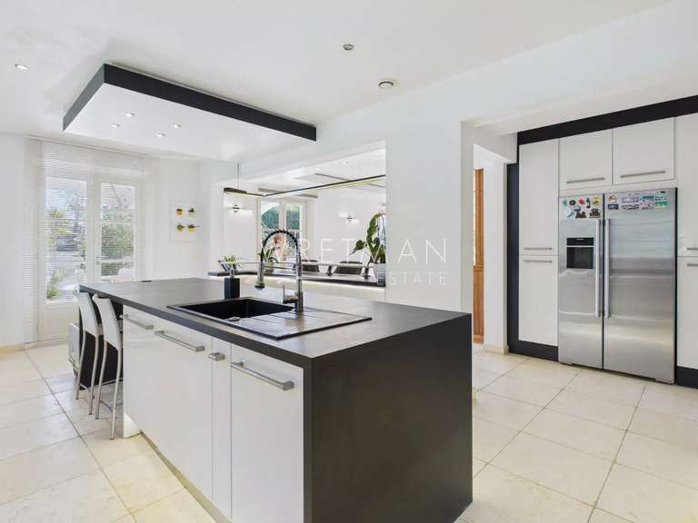 Maison Callian - 4 chambres - 252m²