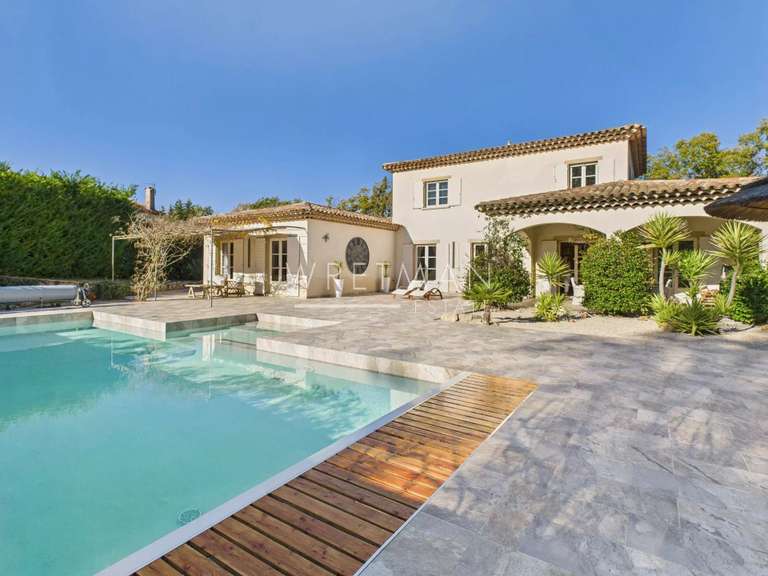 Maison Callian - 4 chambres - 252m²