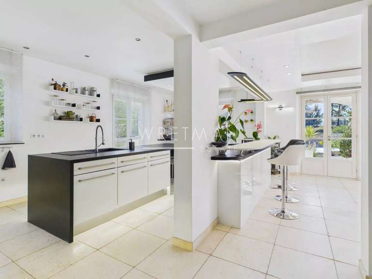 Maison Callian - 4 chambres - 252m²