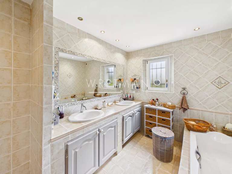 Maison Fayence - 3 chambres - 260m²