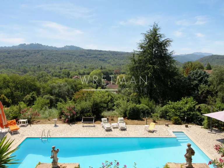 Maison Montauroux - 6 chambres - 220m²