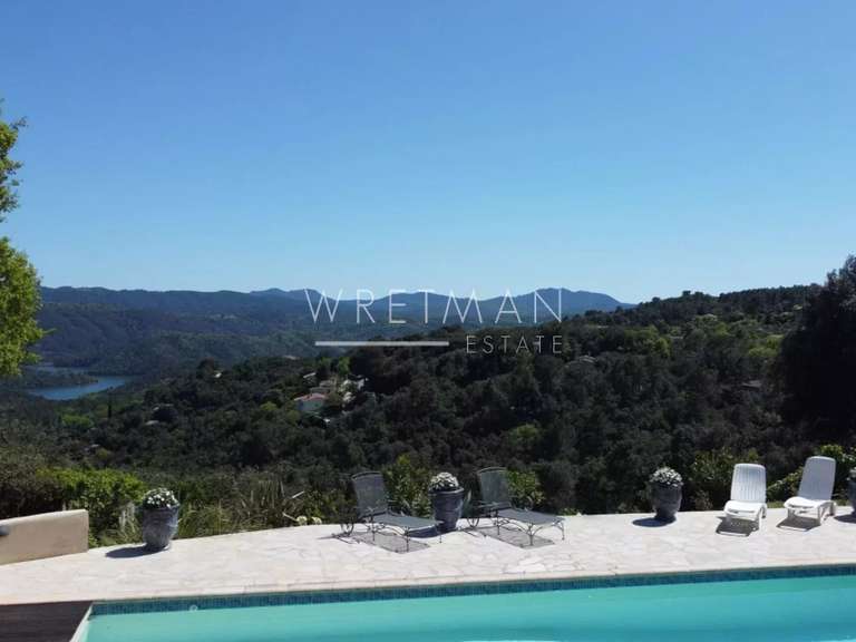 Maison Montauroux - 4 chambres - 163m²