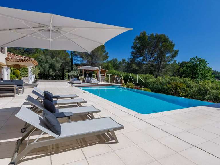 Maison Montauroux - 5 chambres - 243m²