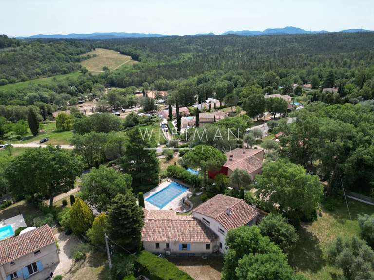 Maison Saint-Paul-en-Forêt - 3 chambres - 177m²