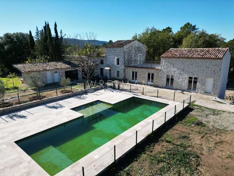 Maison Saint-Paul-en-Forêt - 6 chambres - 400m²