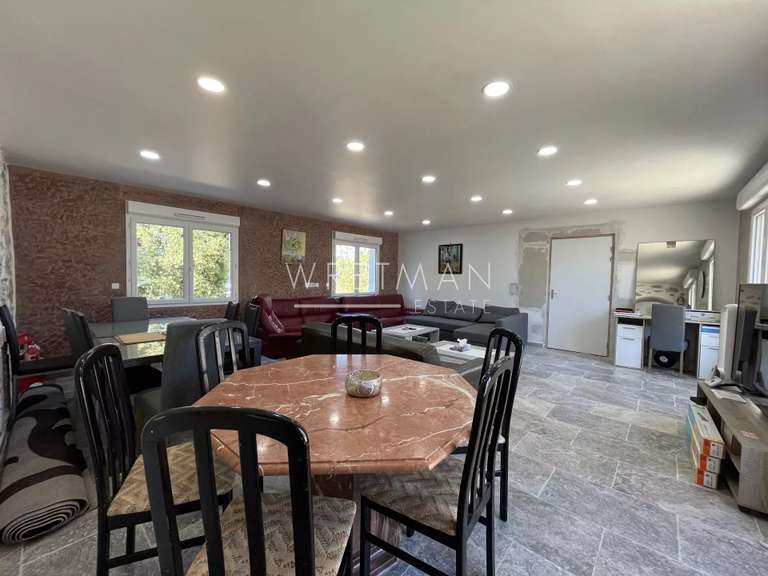 Maison Saint-Paul-en-Forêt - 6 chambres - 400m²