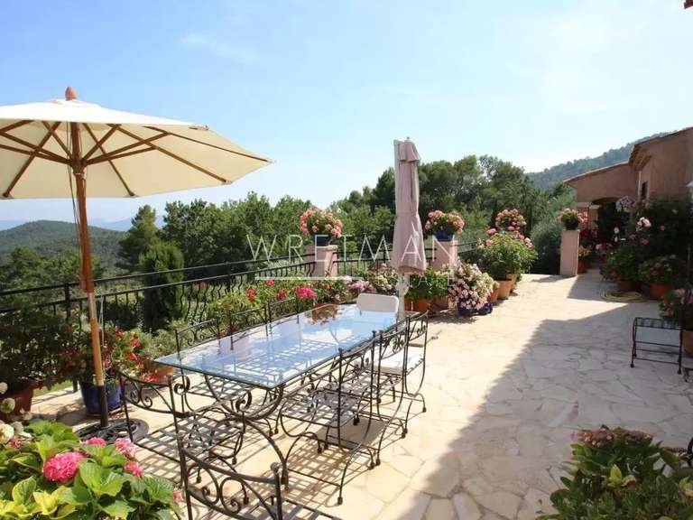 Maison Seillans - 4 chambres - 167m²