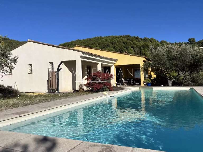 Maison Seillans - 3 chambres - 150m²