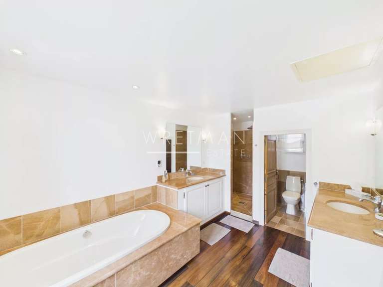 House Seillans - 5 bedrooms - 285m²