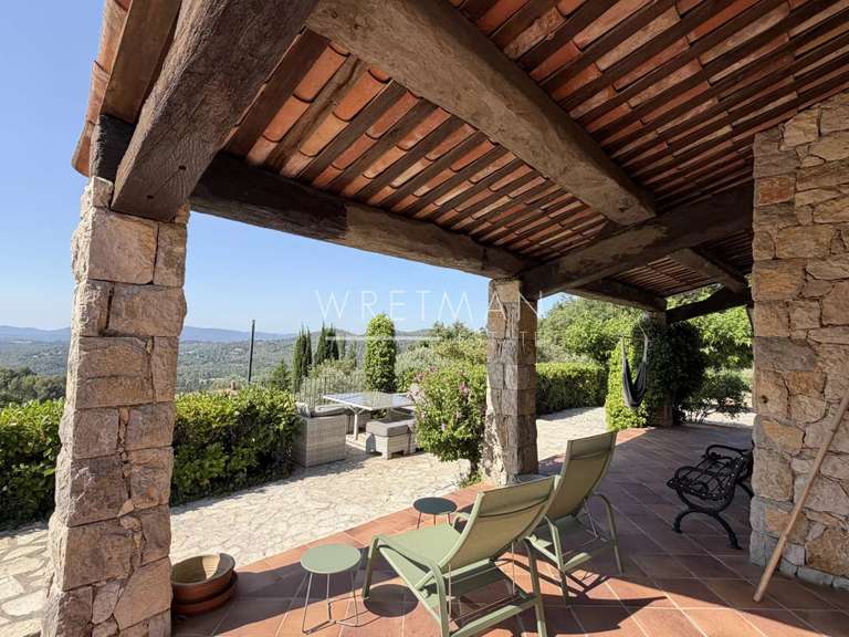 House Seillans - 6 bedrooms - 202m²