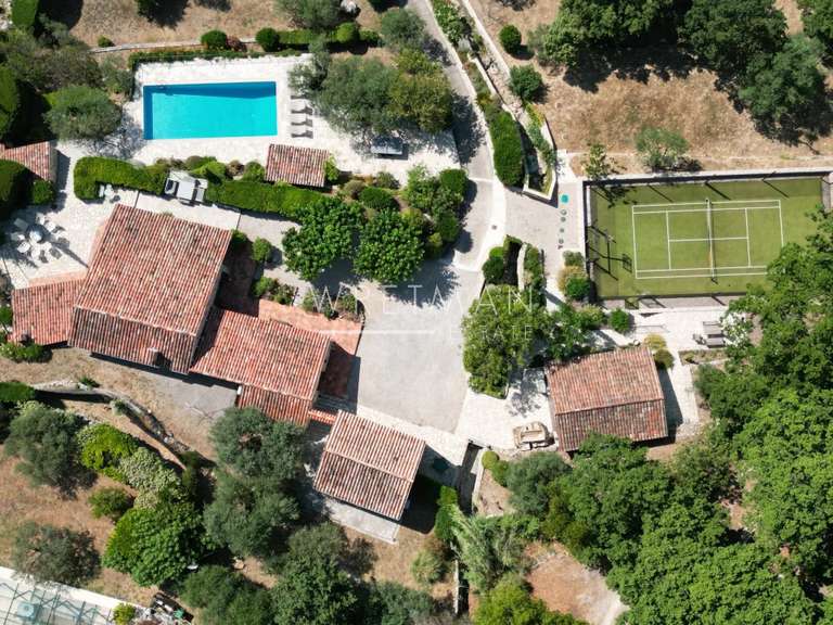 House Seillans - 6 bedrooms - 202m²