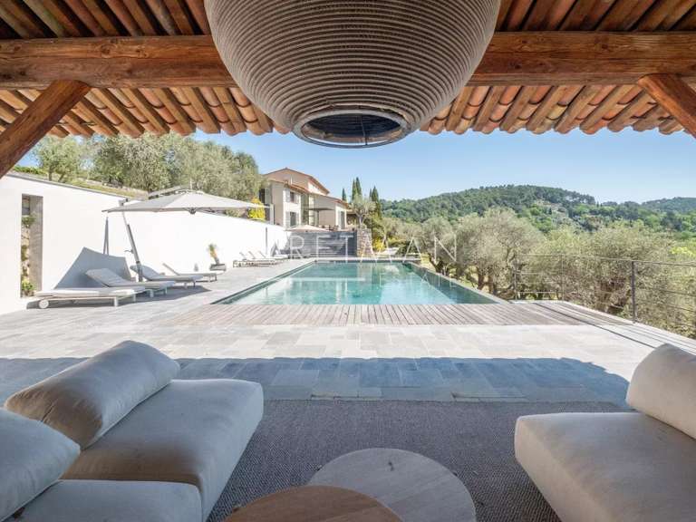 Maison Tourrettes - 5 chambres - 320m²