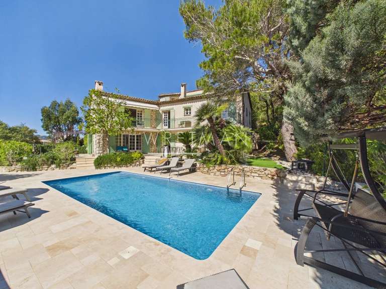 House Mandelieu-la-Napoule - 7 bedrooms - 325m²