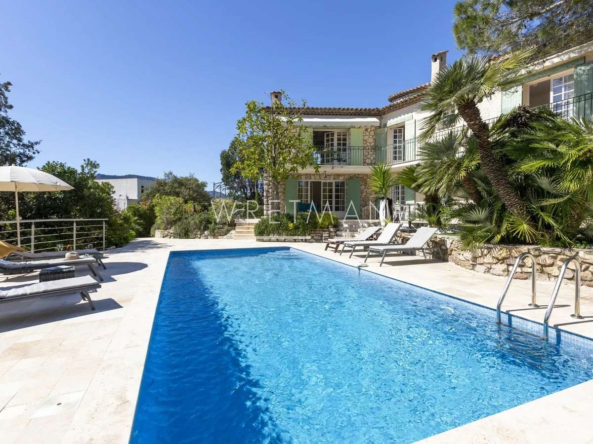 House Mandelieu-la-Napoule