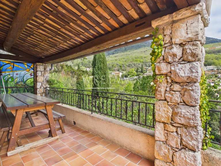 House Le Bar-sur-Loup - 3 bedrooms - 162m²