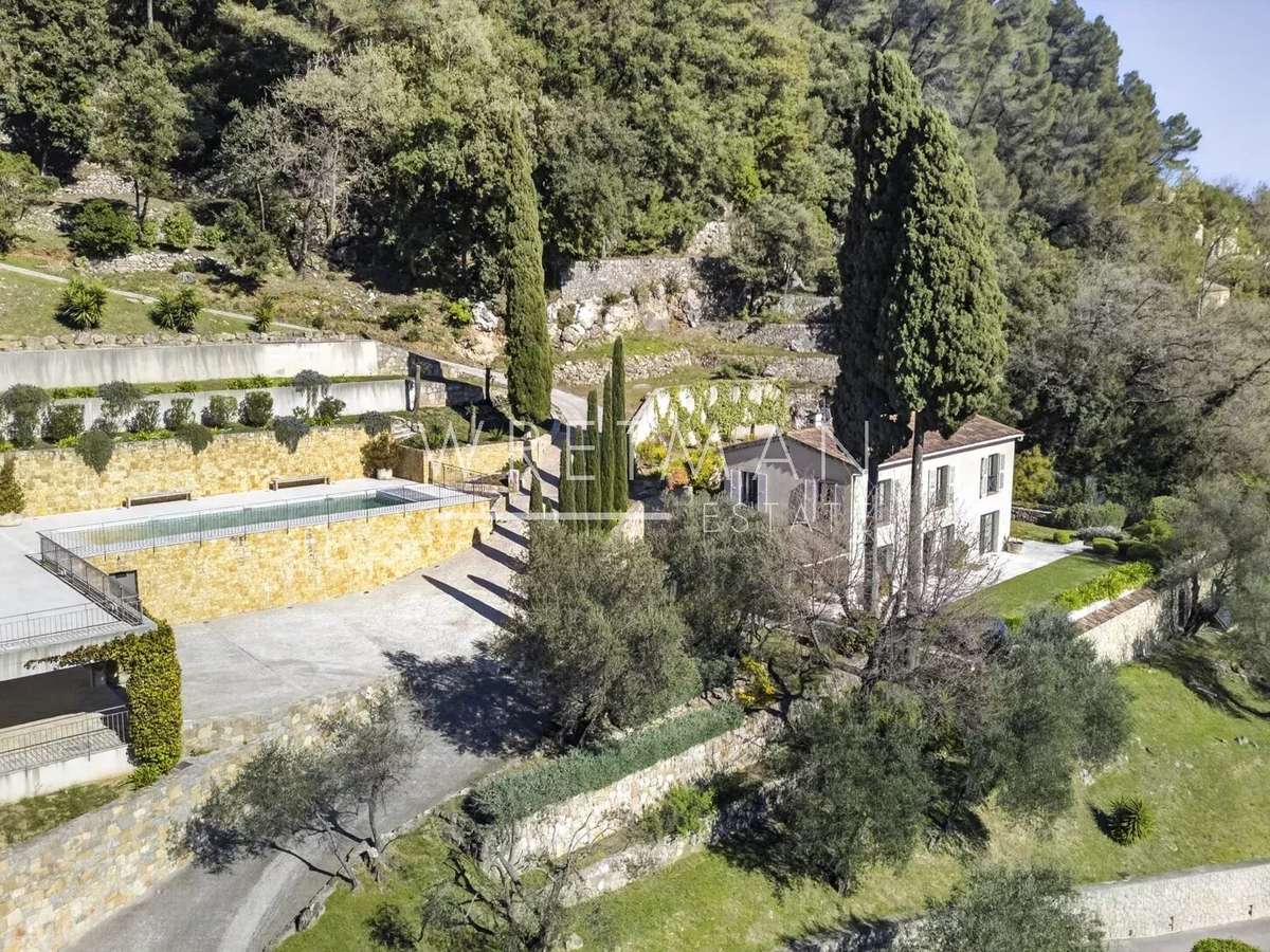 Maison Cabris
