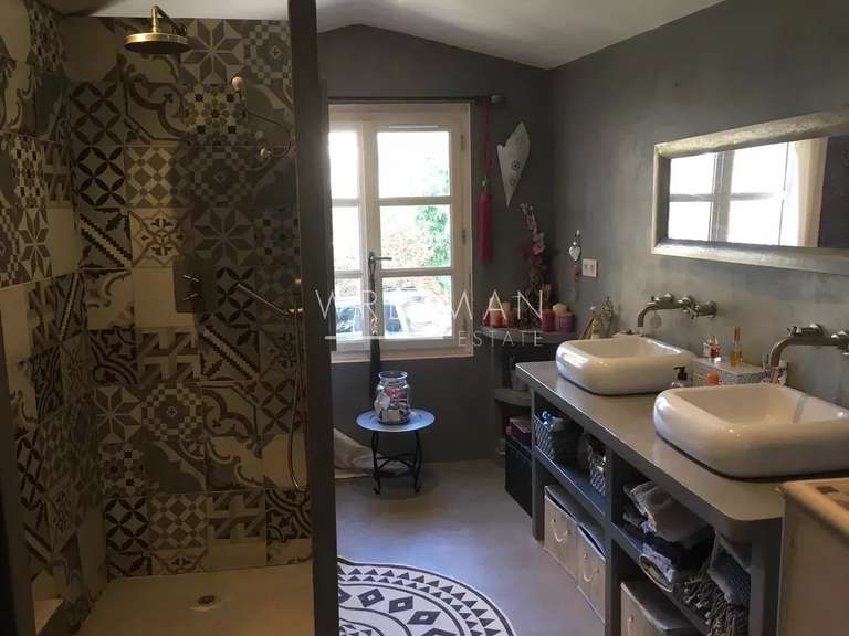 House Châteauneuf-Grasse - 3 bedrooms - 201m²