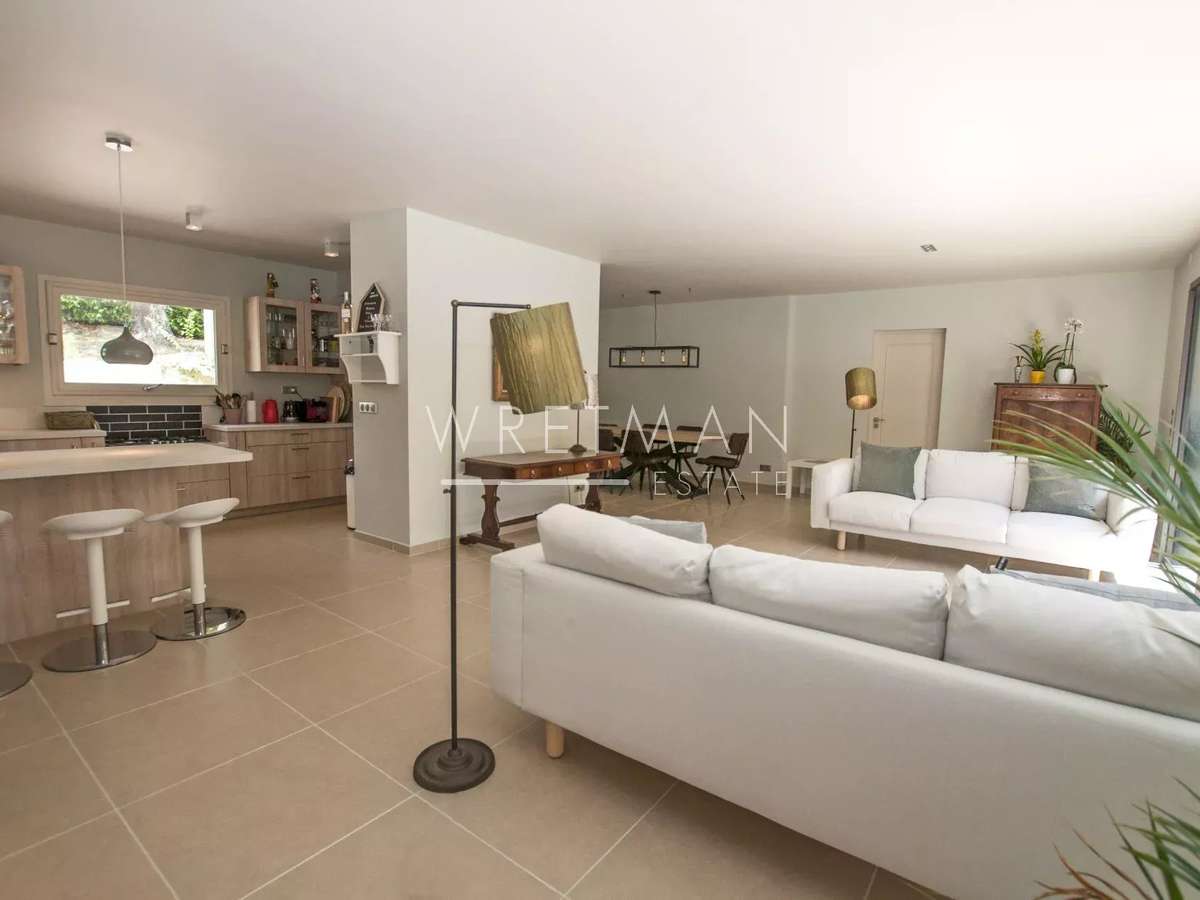 House Valbonne