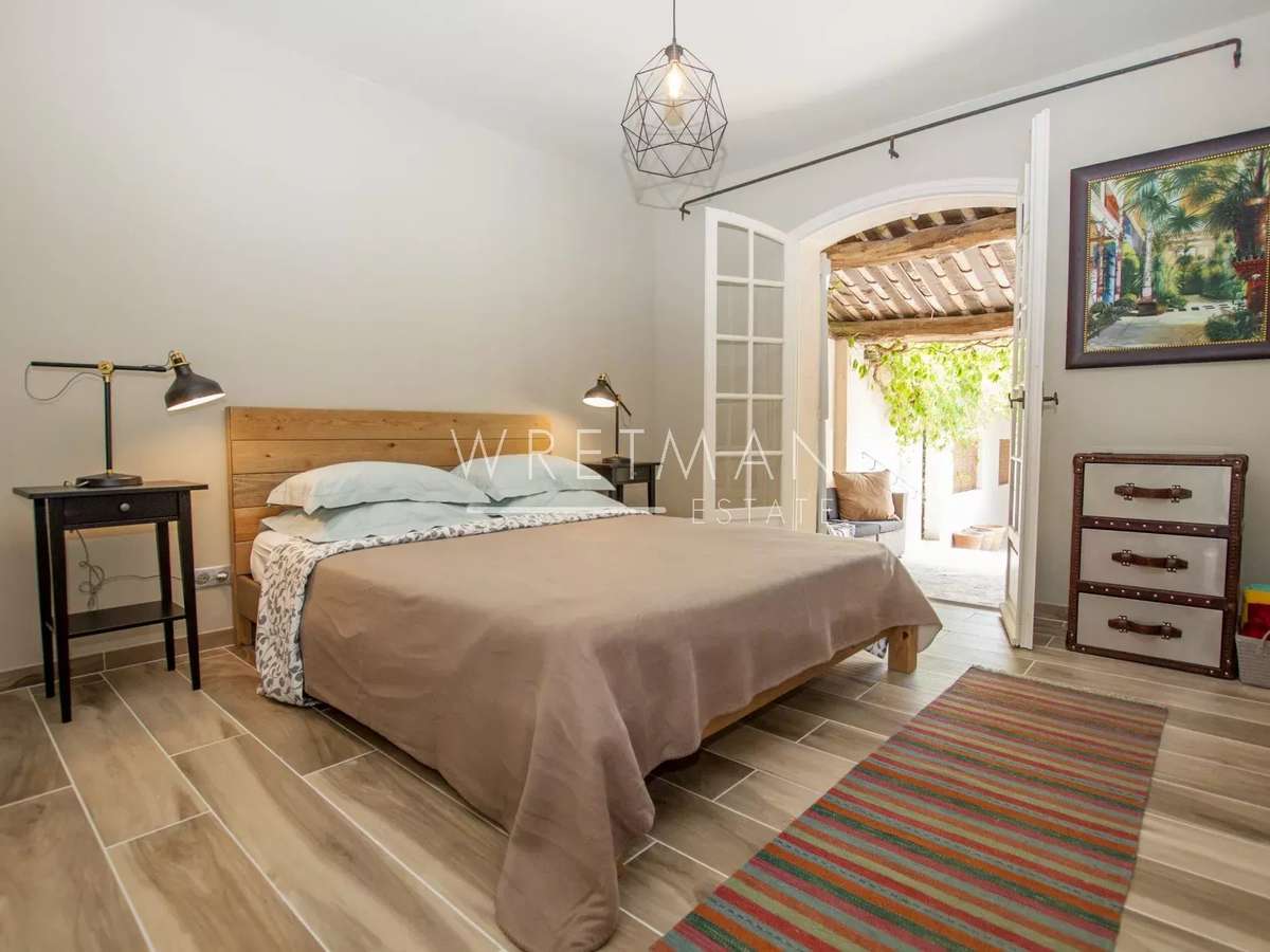 House Valbonne