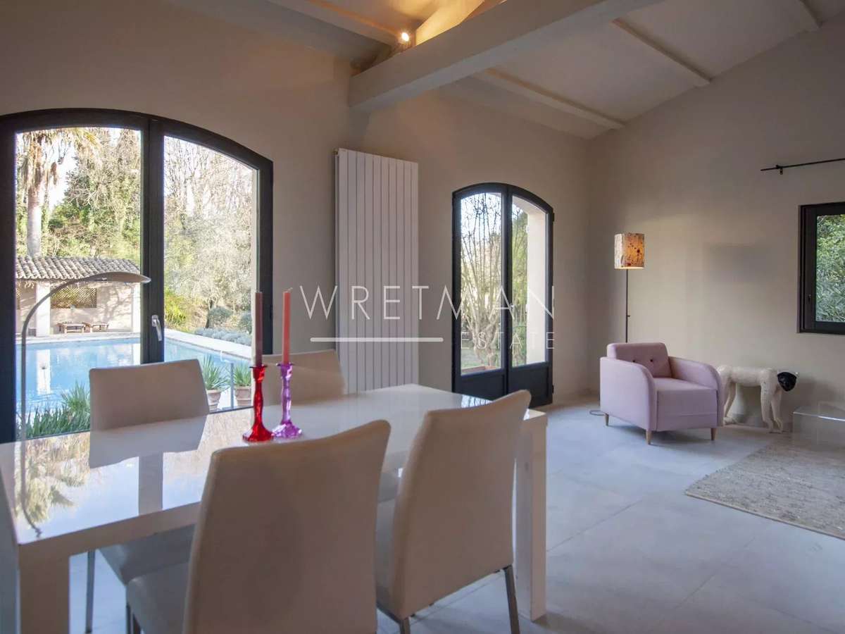 House Valbonne