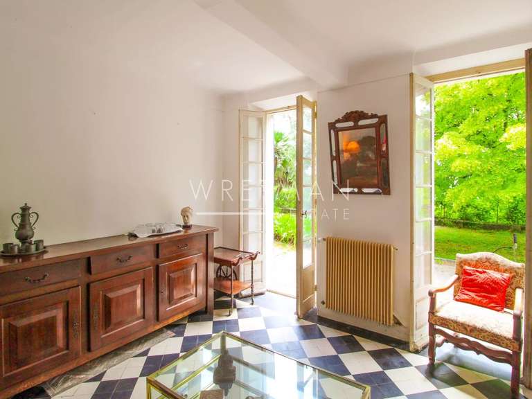 Maison Grasse - 8 chambres - 300m²