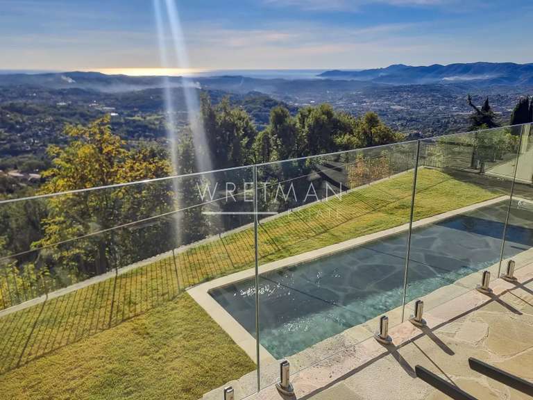 Maison Grasse - 4 chambres - 214m²