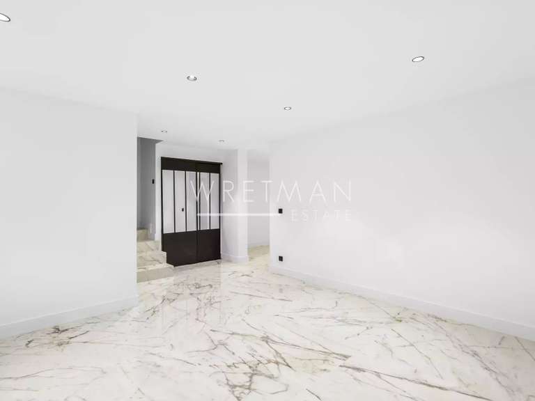 House Sophia-antipolis - 4 bedrooms - 280m²