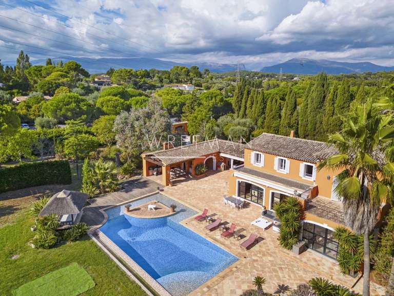 House Mougins - 8 bedrooms - 472m²