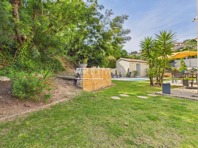 Maison Pégomas - 4 chambres - 160m²