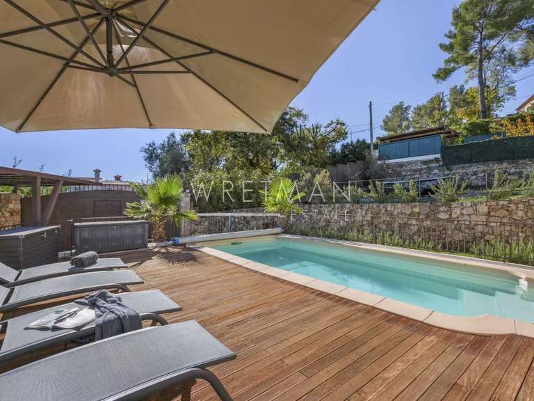 House Le Rouret - 3 bedrooms - 149m²